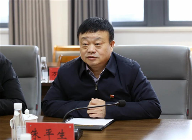 市國資委黨委書記、主任朱平生帶隊走訪慰問城投集團(tuán)