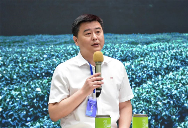 新理念、新時(shí)尚、新方式、新感受——德宇集團(tuán)舉行2022得雨活茶新品發(fā)布推廣會(huì)