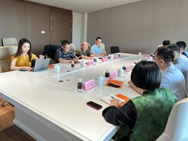 CFAC美院基地 清華大學美術(shù)學院與省數(shù)文集團、市城投集團強強聯(lián)手共繪文化創(chuàng)新新篇章